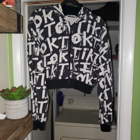 Alice+ Olivia Tic Tox Exclusive - Picture 2 of 4